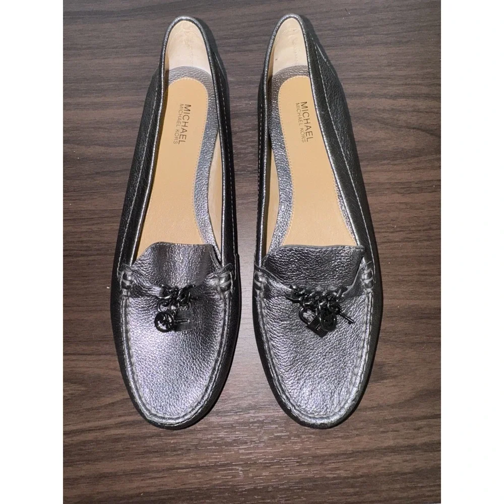 Michael Kors Loafers Womens‎ 9M Suki Lock Charm Moccasin Gunmetal Gray Flat Shoe